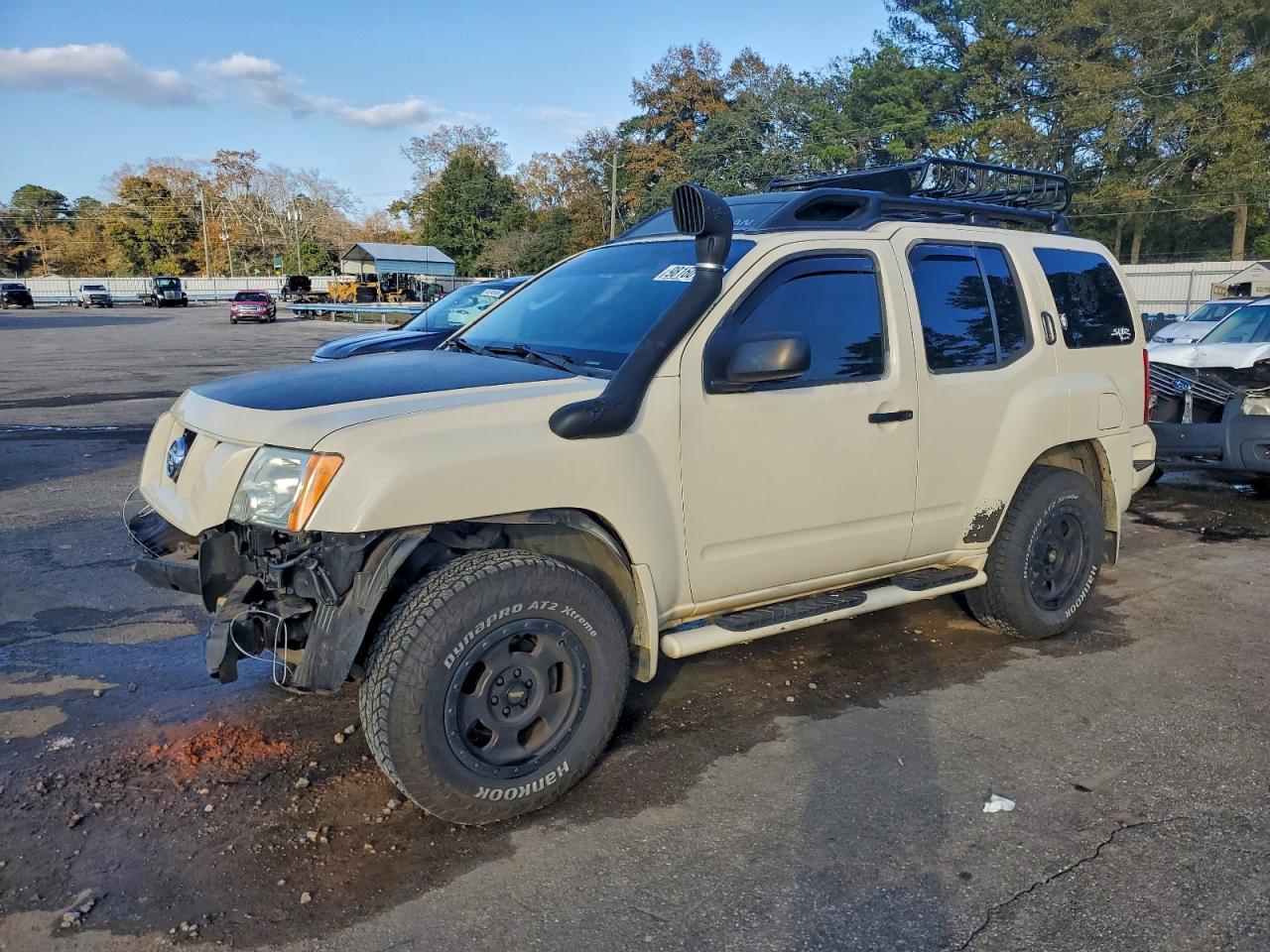 Nissan Xterra Off Road Image 1