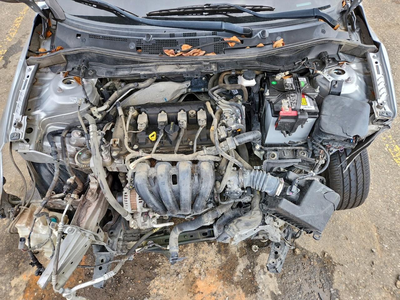 Toyota Yaris Le Image 9