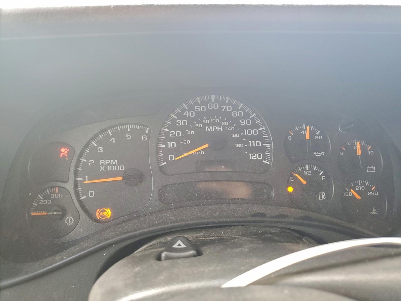 Chevrolet Avalanche K2500 Image 8