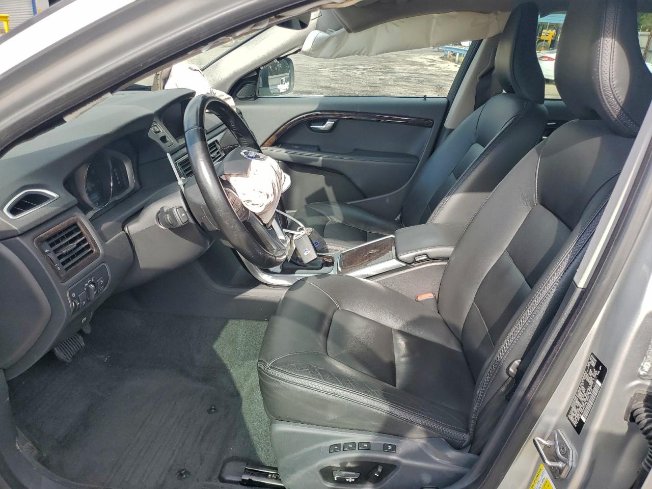 Volvo XC70 T5 Premier Image 6