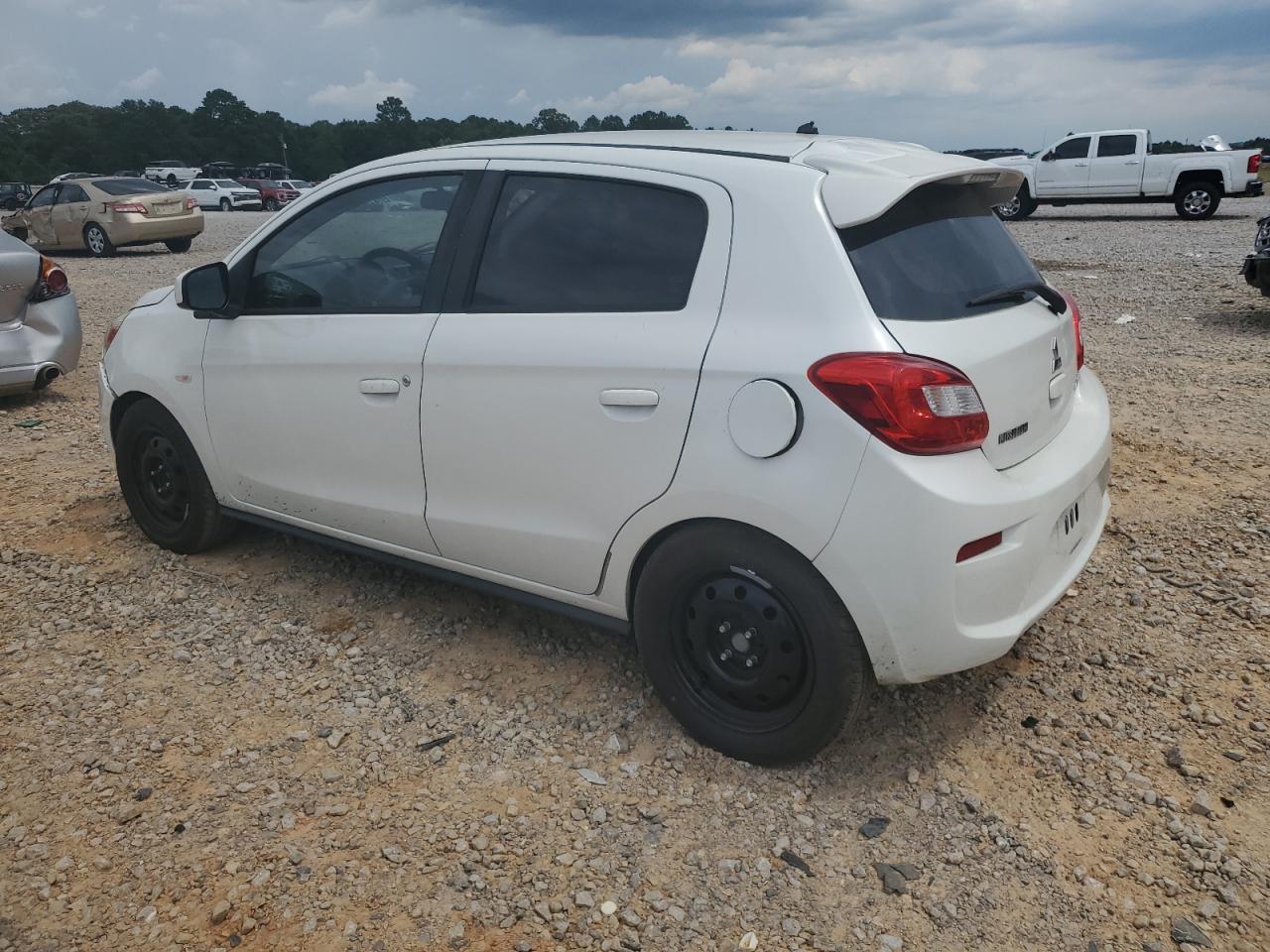 Mitsubishi Mirage Es Image 2