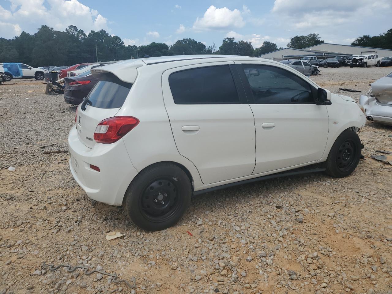 Mitsubishi Mirage Es Image 3