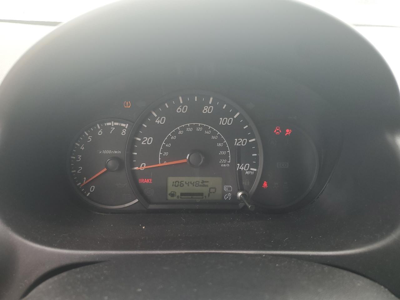 Mitsubishi Mirage Es Image 6