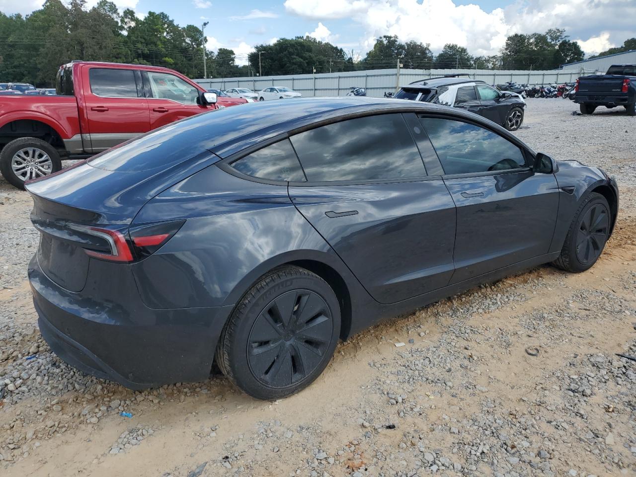 Tesla Model 3 Image 8