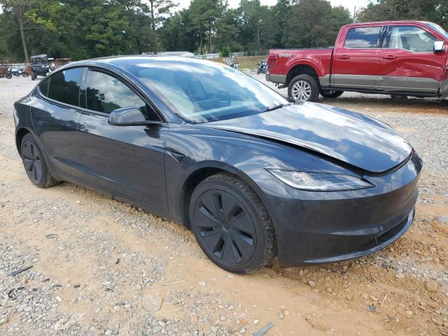 Tesla Model 3 Image 3
