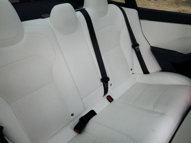 Tesla Model 3 Image 5