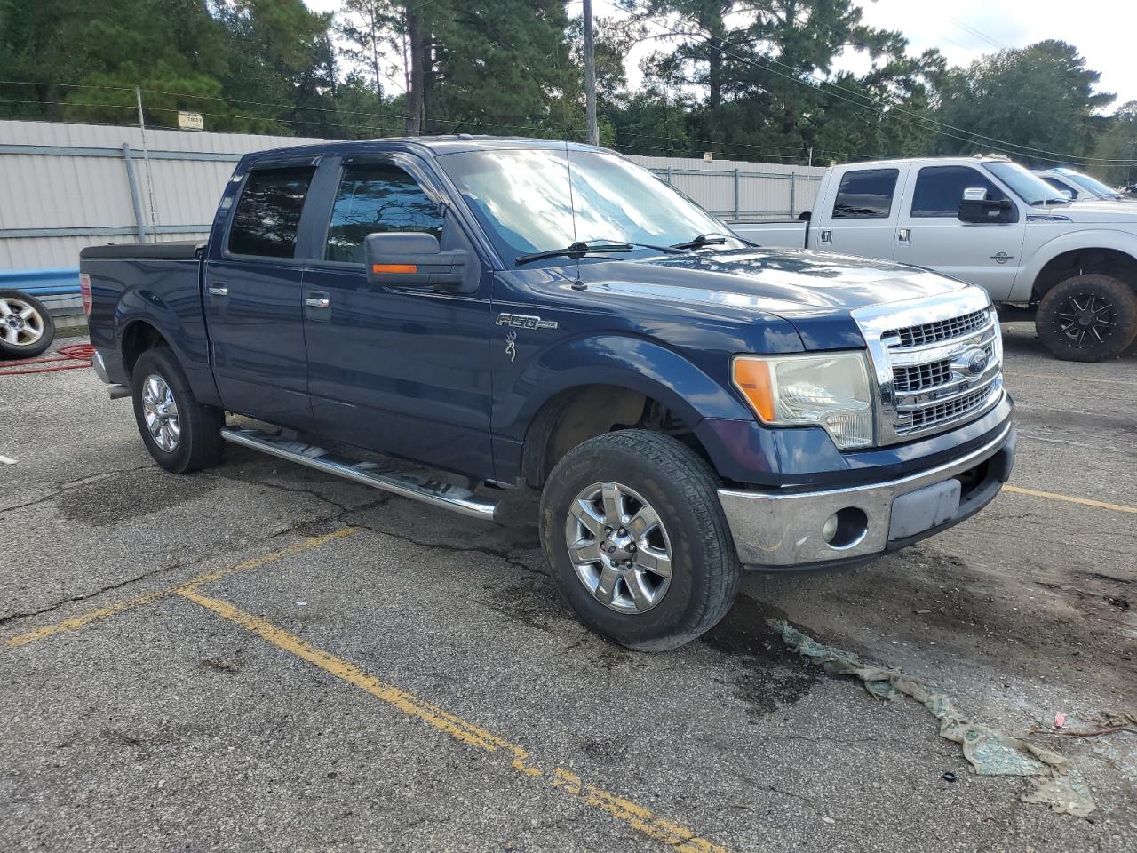 Ford F-150 Supercrew Image 4