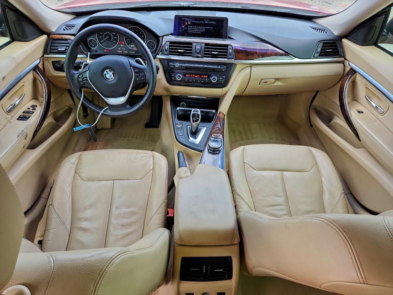 BMW 3 Series Xigt Image 12