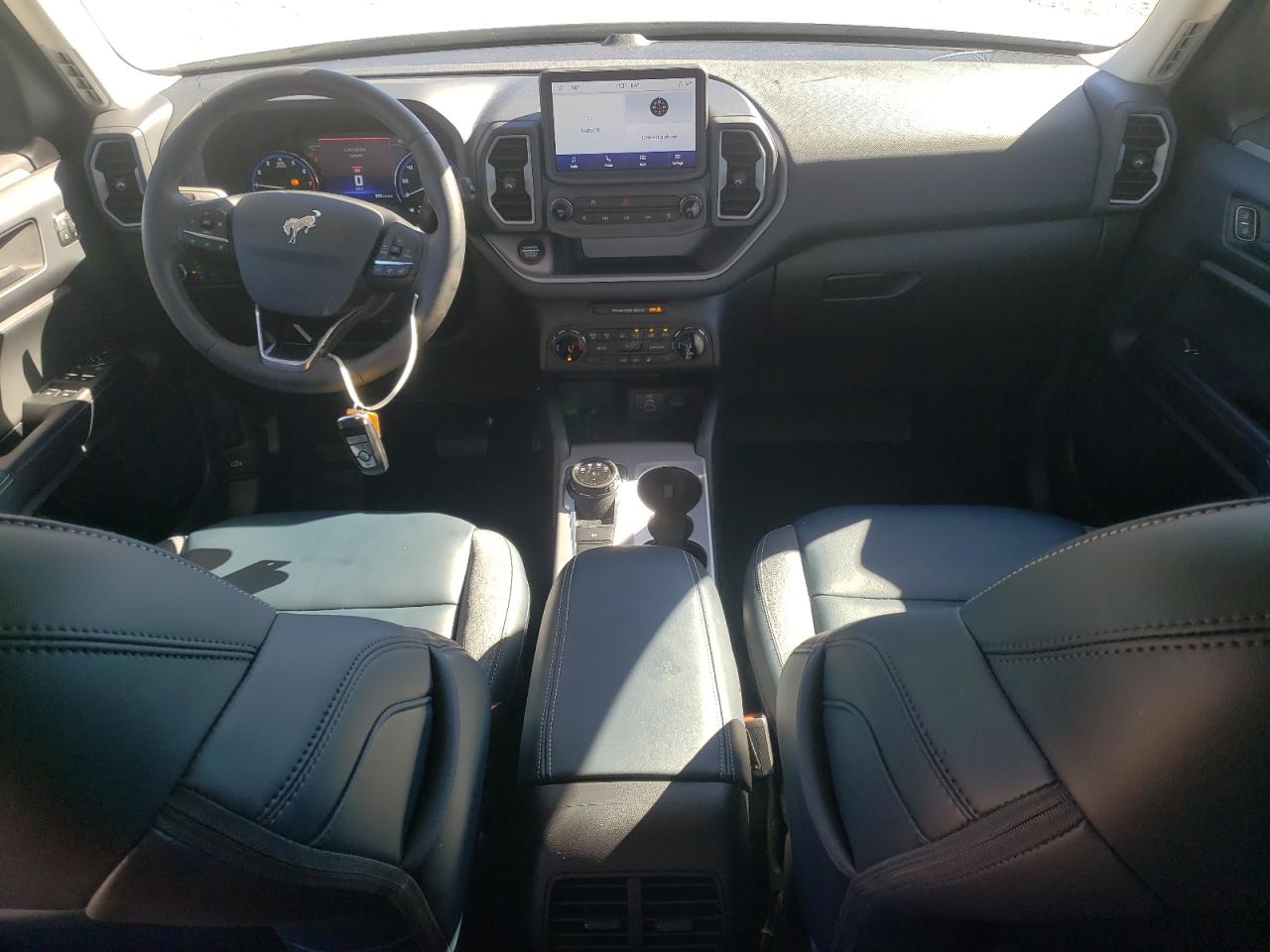 Ford Bronco Outer Banks Image 5