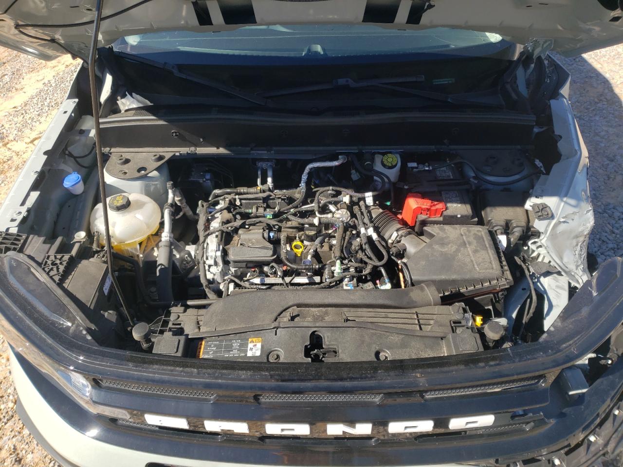 Ford Bronco Outer Banks Image 12