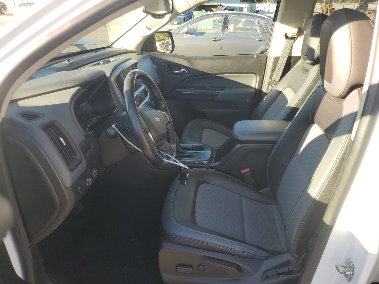 Chevrolet Colorado Z71 Image 8