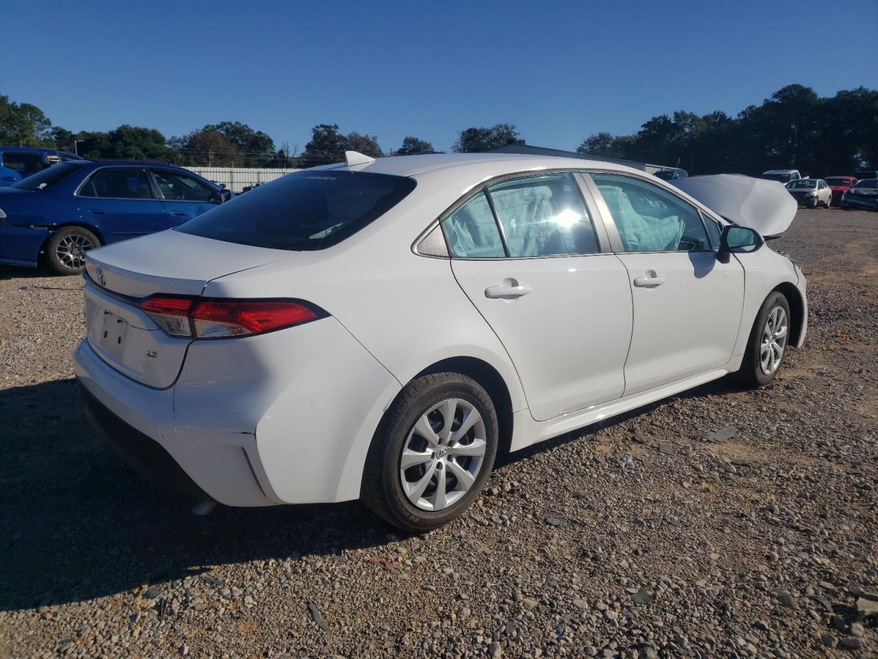 Toyota Corolla Le Image 2