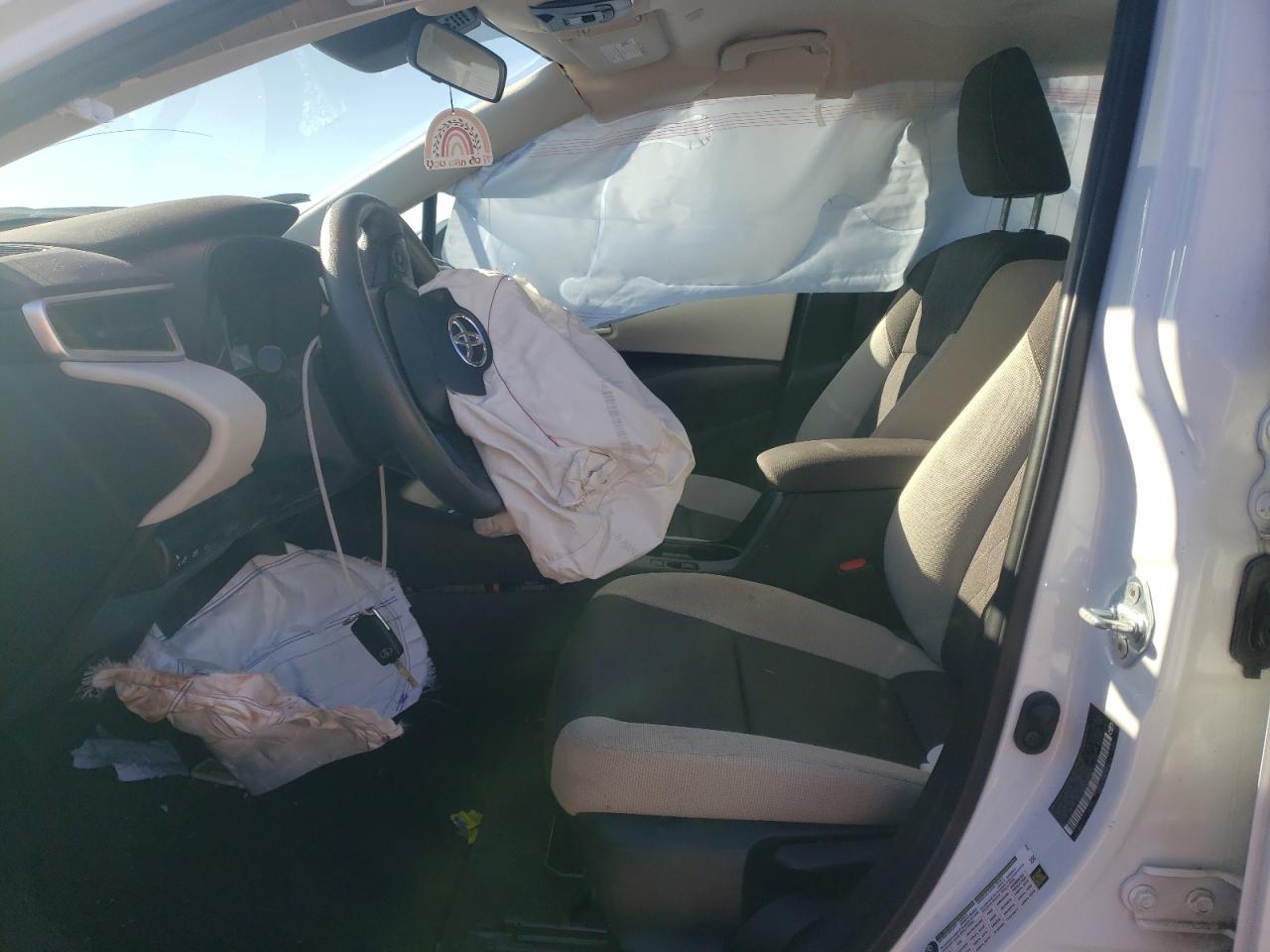 Toyota Corolla Le Image 9