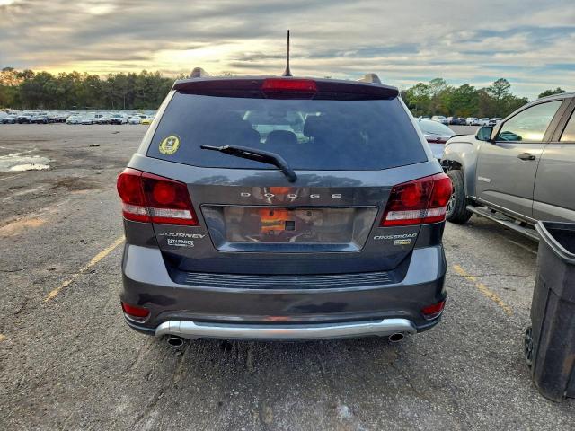 Dodge Journey Crossroad Image 6