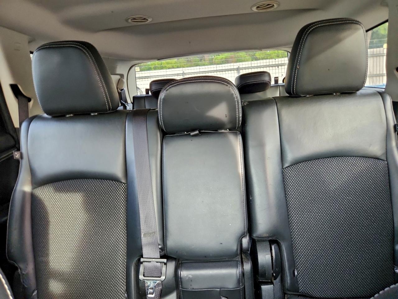 Dodge Journey Crossroad Image 5