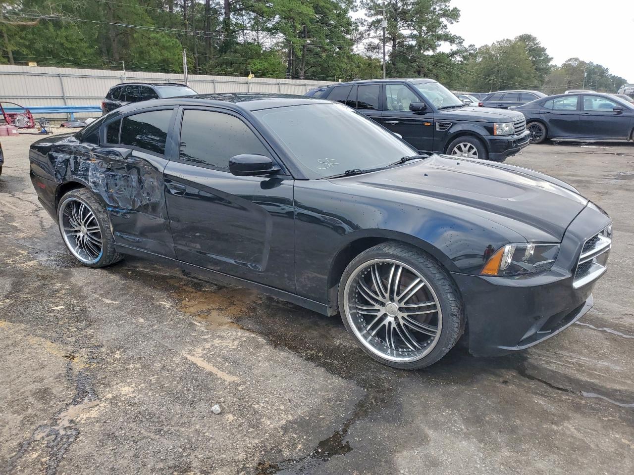 Dodge Charger Se Image 5