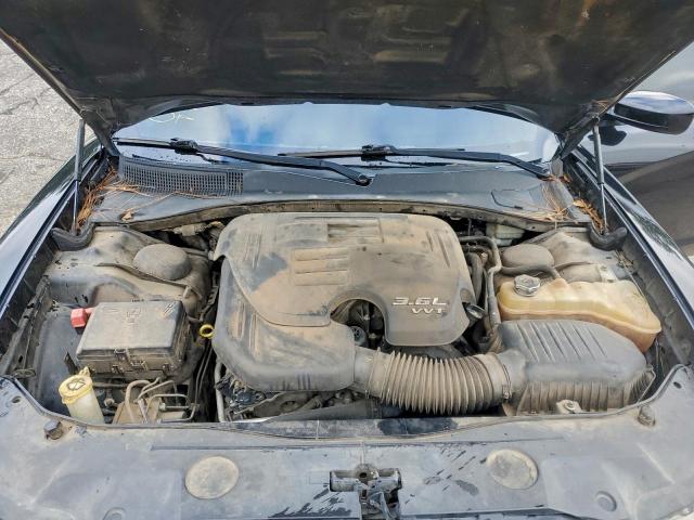 Dodge Charger Se Image 11