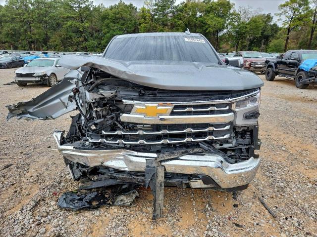 Chevrolet Silverado K1500 Ltz Image 4