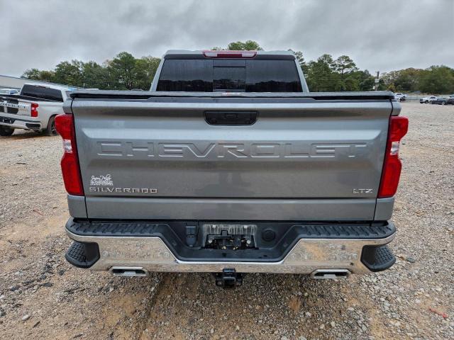 Chevrolet Silverado K1500 Ltz Image 7