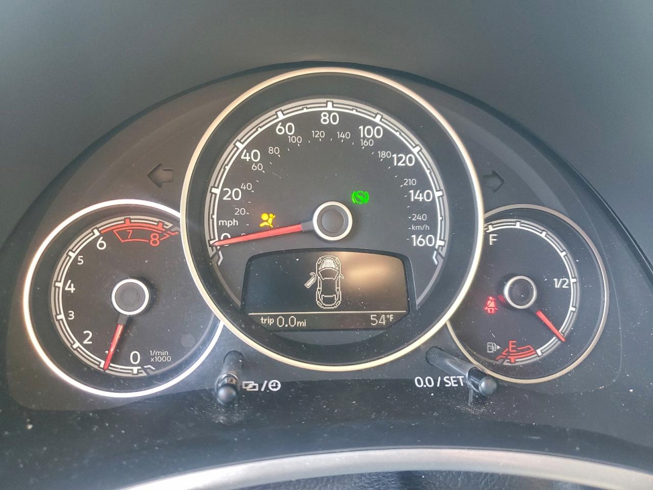 Volkswagen Beetle Se Image 10