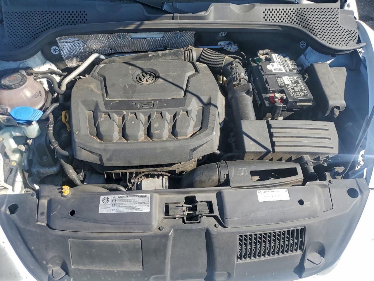 Volkswagen Beetle Se Image 9