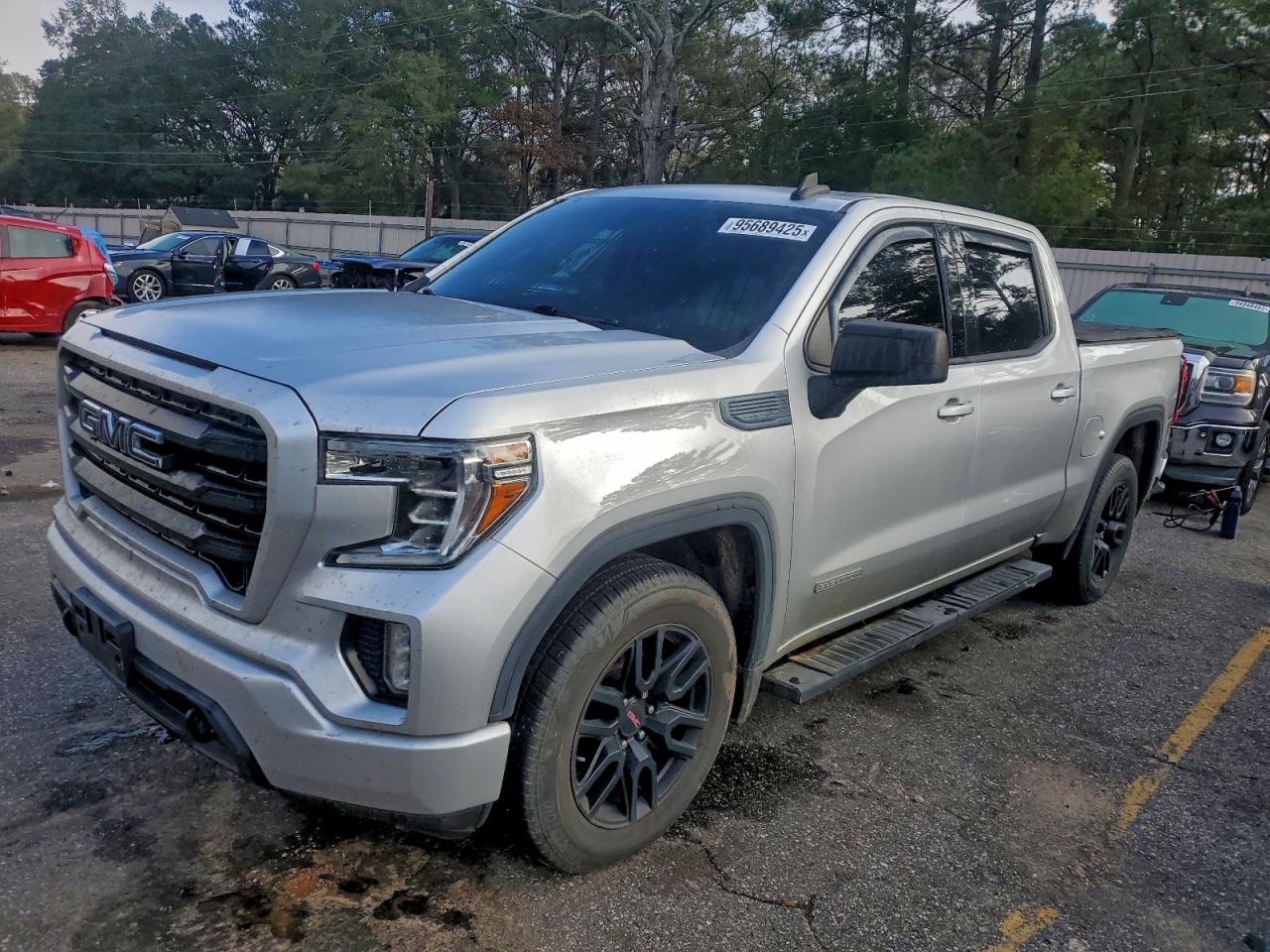 GMC Sierra C1500 Elevation Image 1