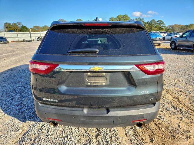 Chevrolet Traverse Lt Image 2