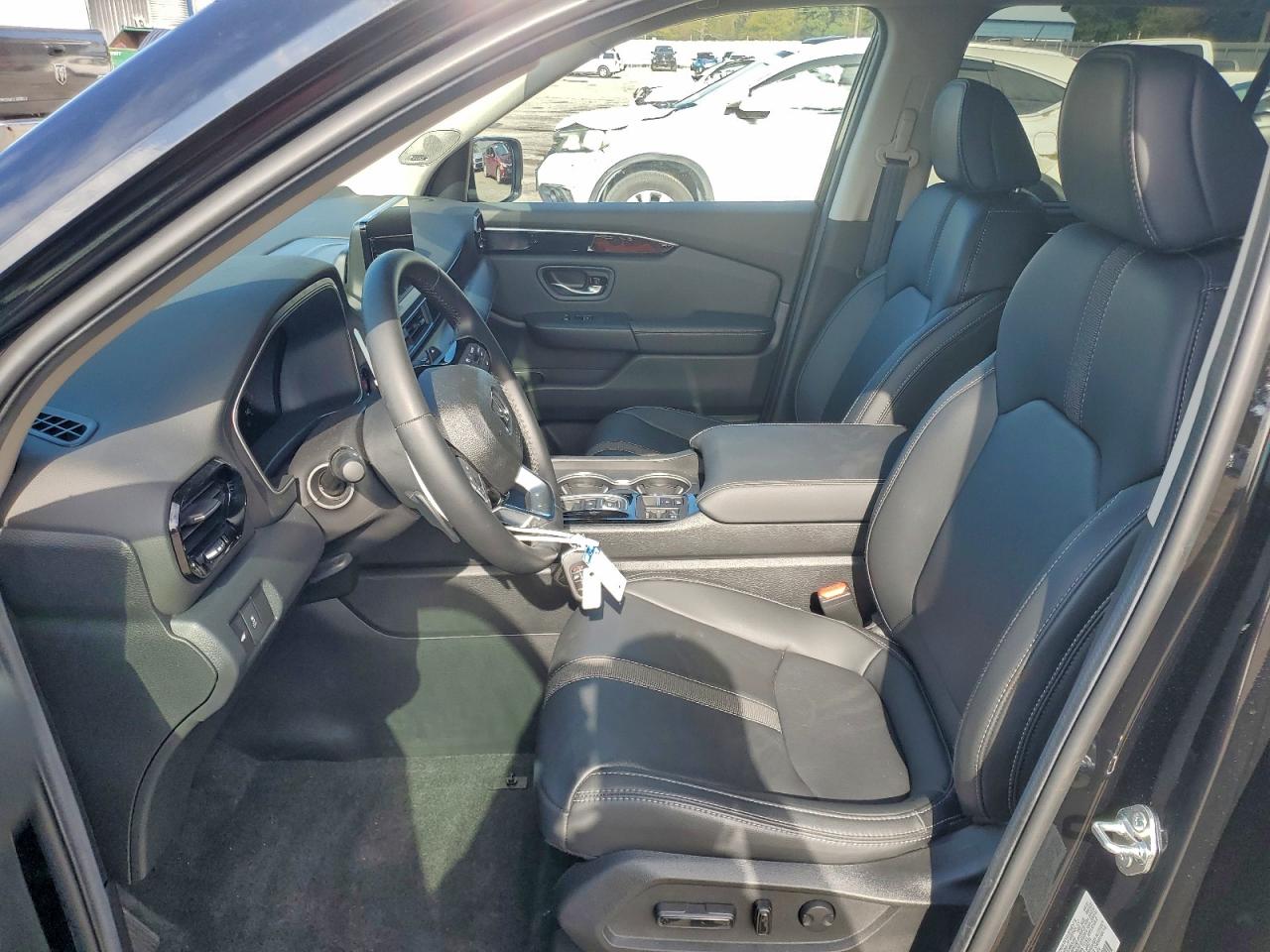 Honda Pilot Touring Image 4