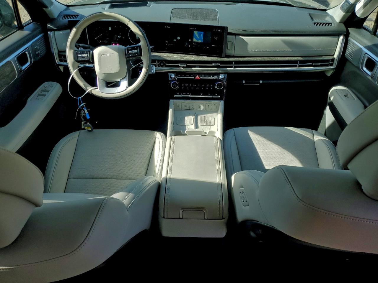 Hyundai SANTA FE Calligraphy Image 8