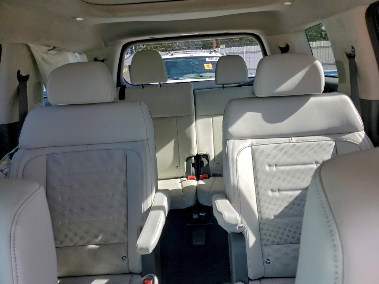 Hyundai SANTA FE Calligraphy Image 13