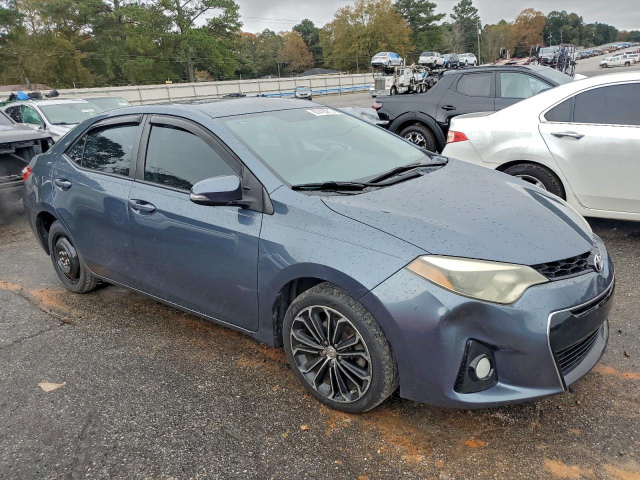 Toyota Corolla L Image 6