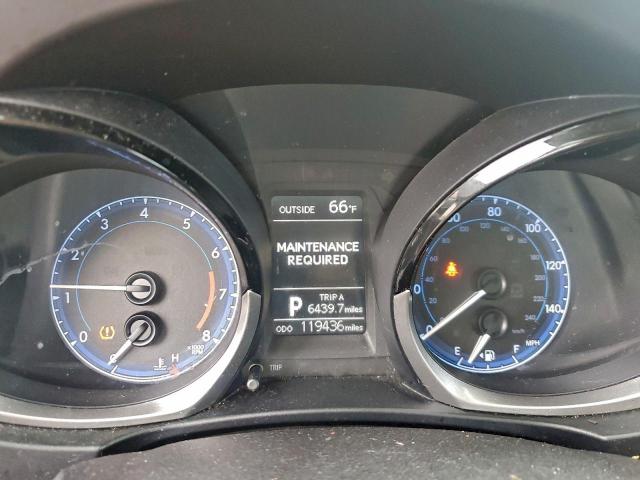 Toyota Corolla L Image 10