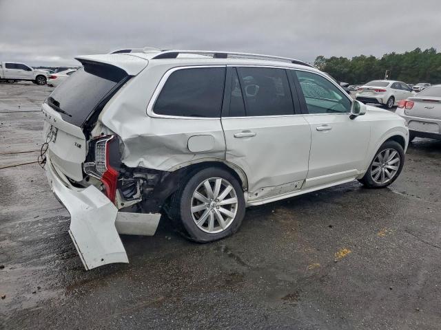 Volvo XC90 T6 Image 4