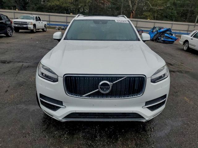 Volvo XC90 T6 Image 10