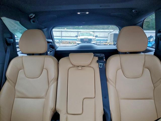 Volvo XC90 T6 Image 9