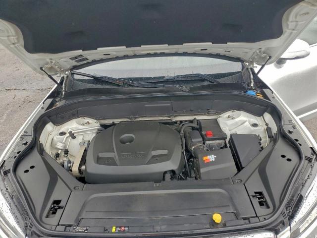 Volvo XC90 T6 Image 7