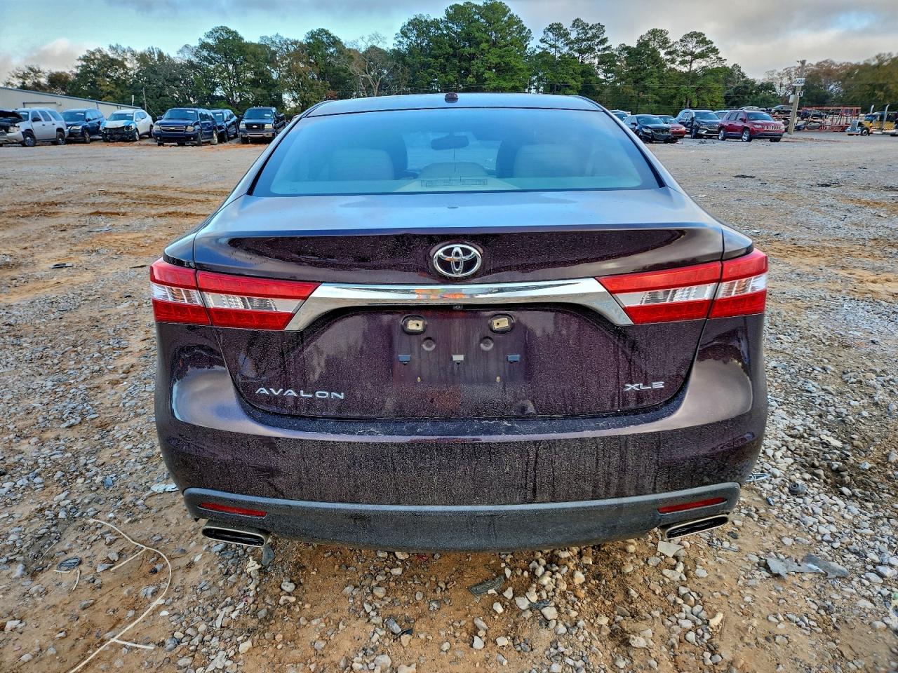 Toyota Avalon Base Image 7