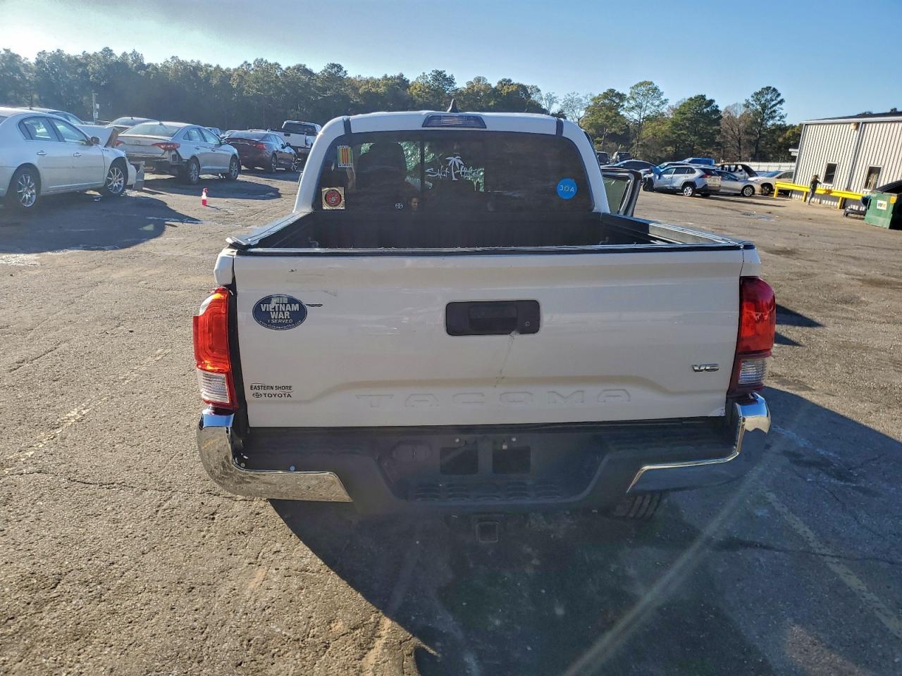 Toyota Tacoma Double Cab Image 12