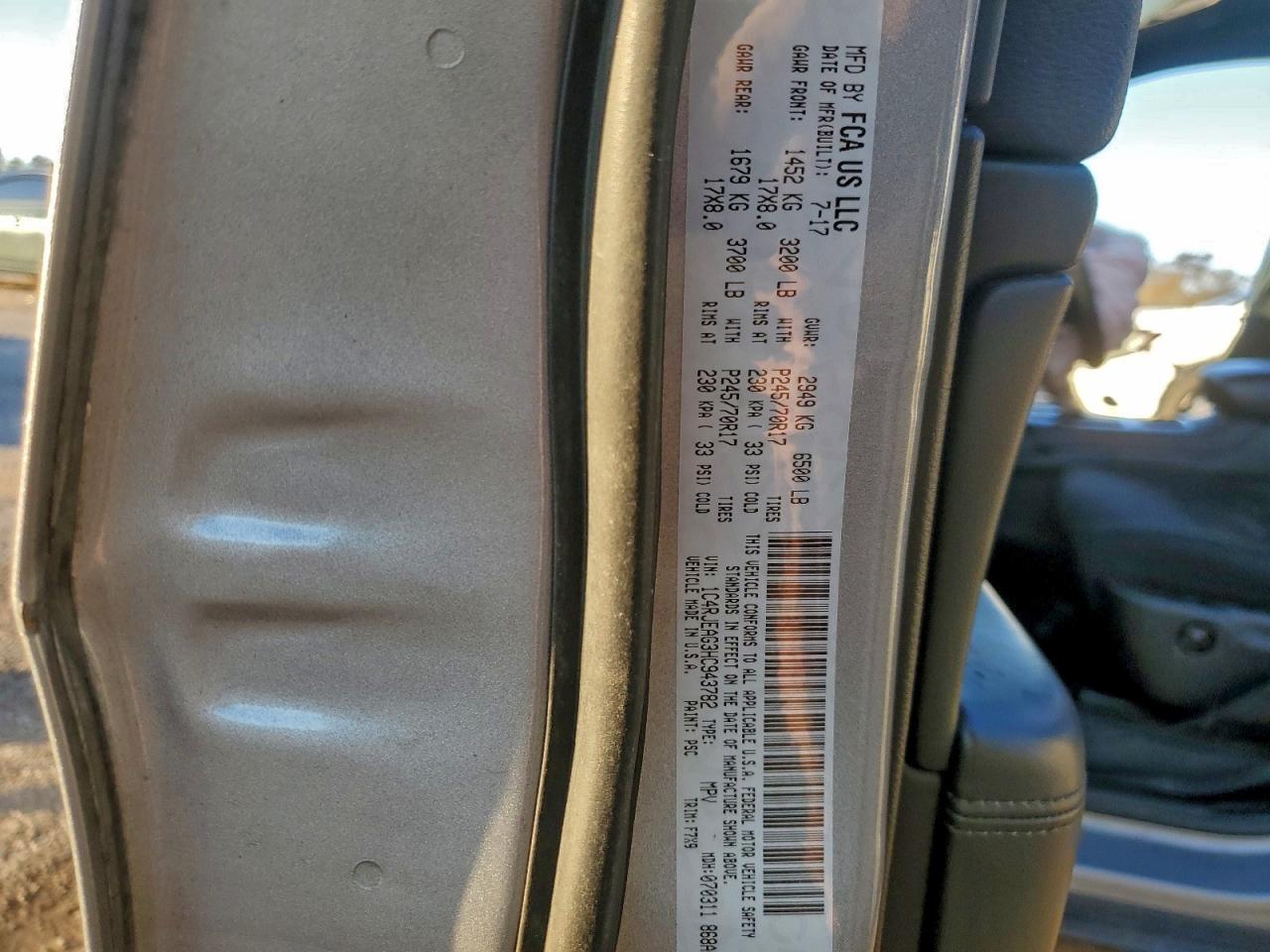 Jeep Grand Cherokee Laredo Image 8