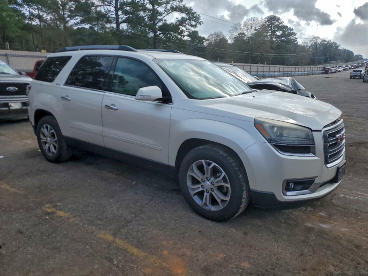 GMC Acadia Slt-1 Image 2