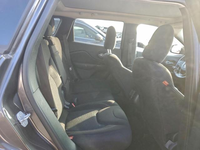 Jeep Grand Cherokee Latitude Image 13