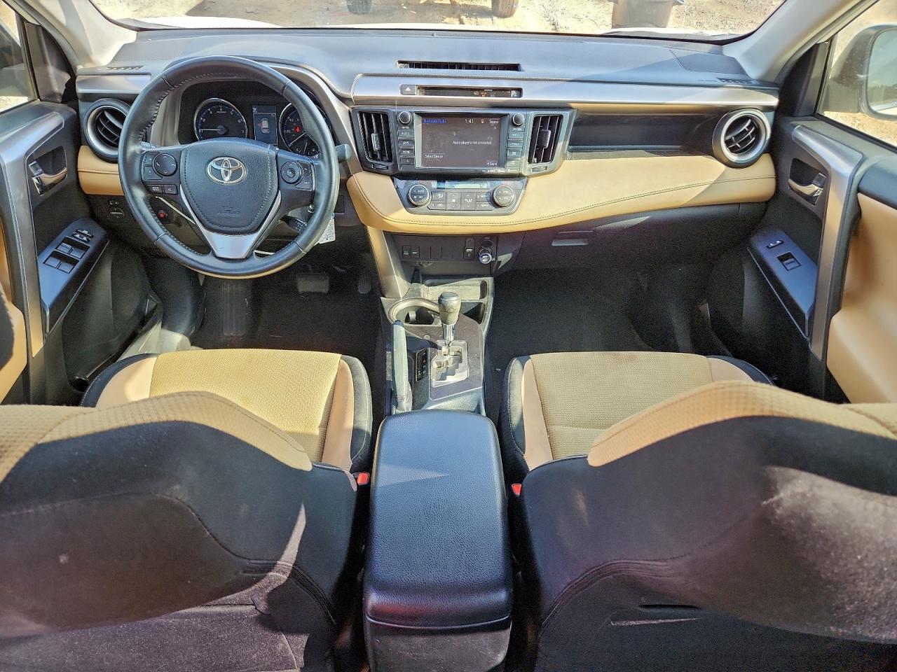 Toyota RAV4 Xle Image 6