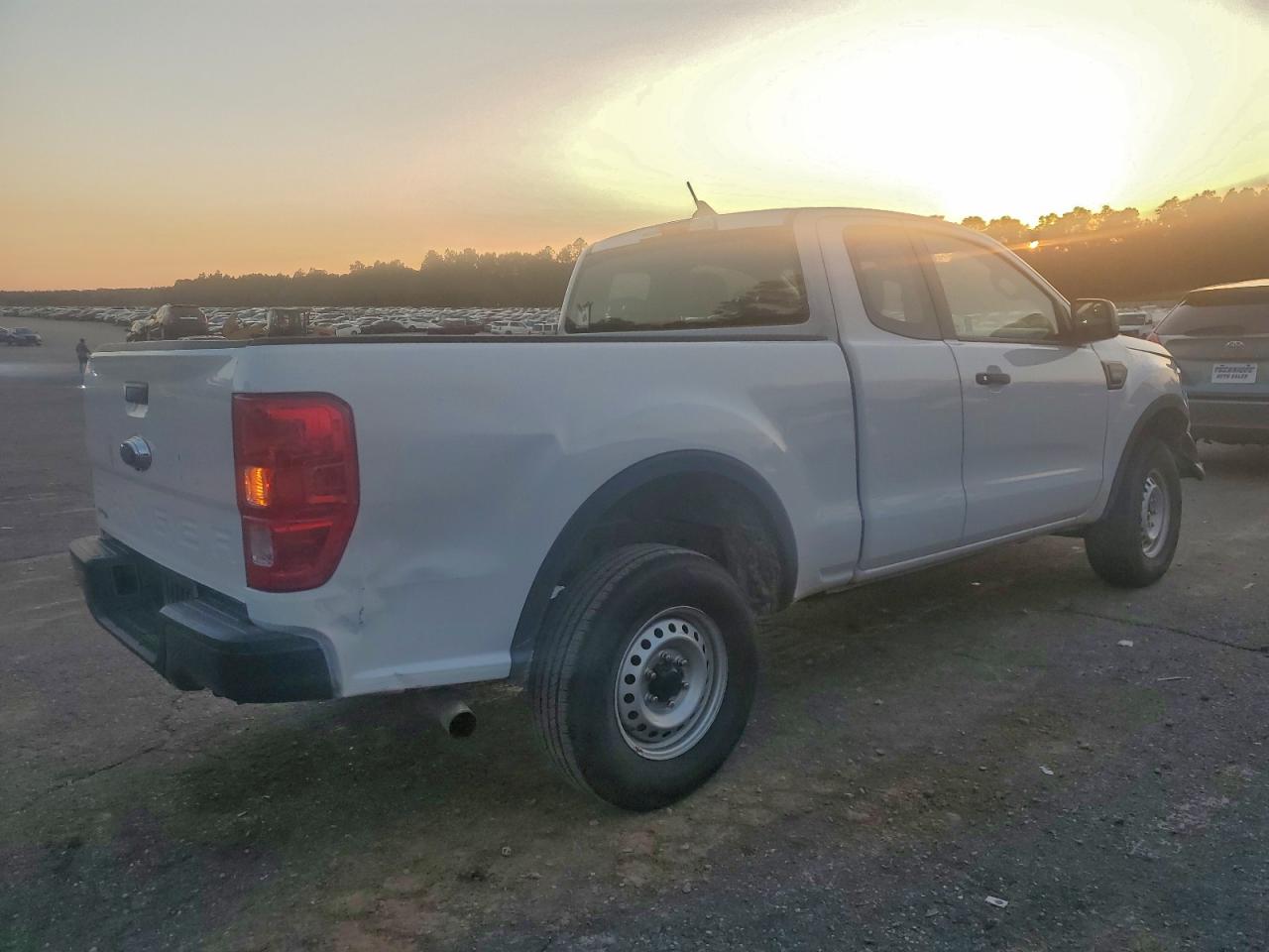 Ford Ranger Xl Image 9