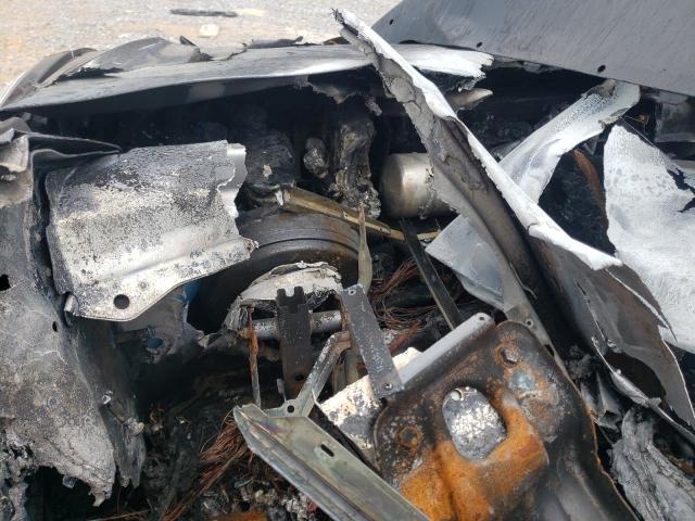 Tesla Model S Image 8