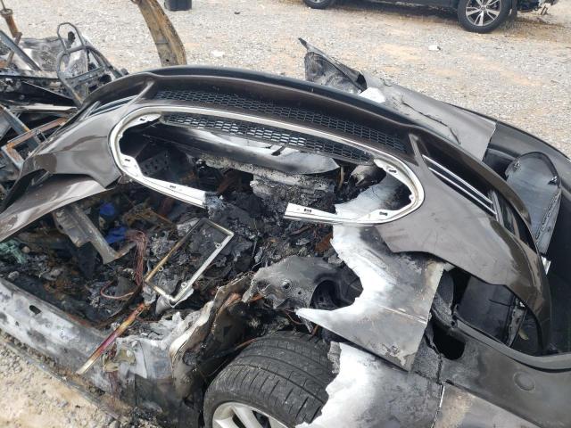 Tesla Model S Image 11