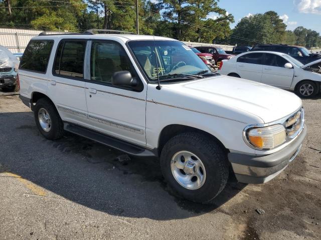 Ford Explorer Image 6