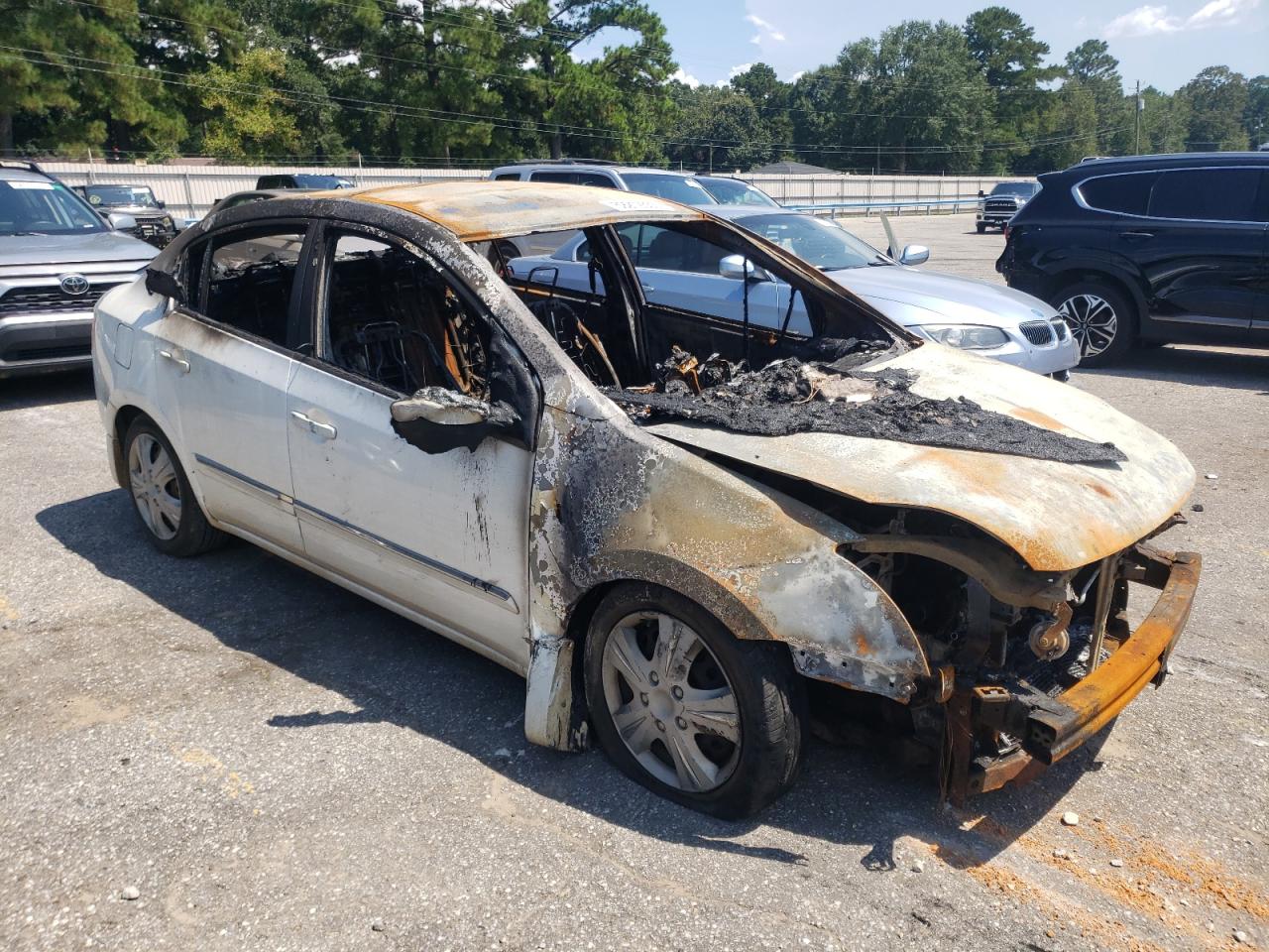 Nissan Sentra 2.0 Image 2