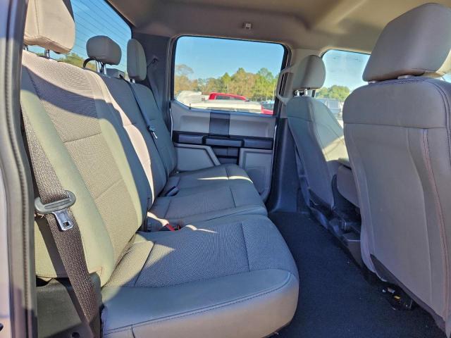 Ford F-250 Super Duty Image 12