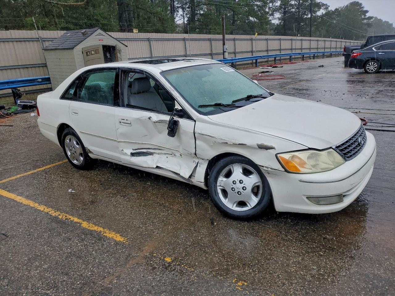 Toyota Avalon Xl Image 10