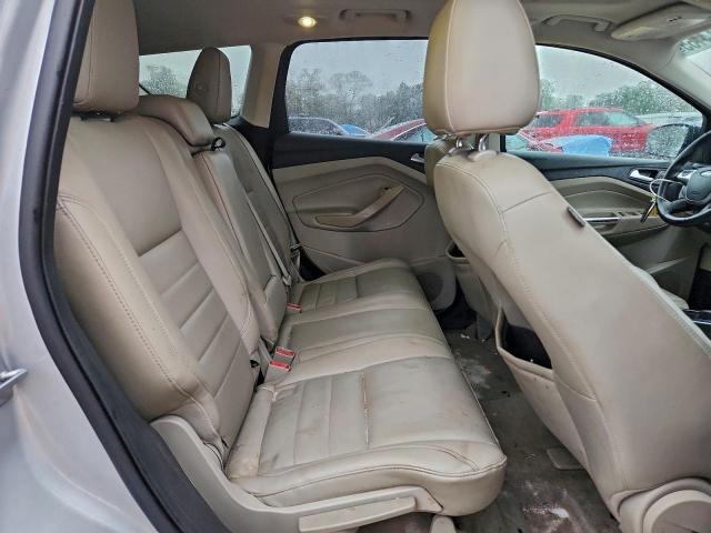 Ford Escape Titanium Image 11